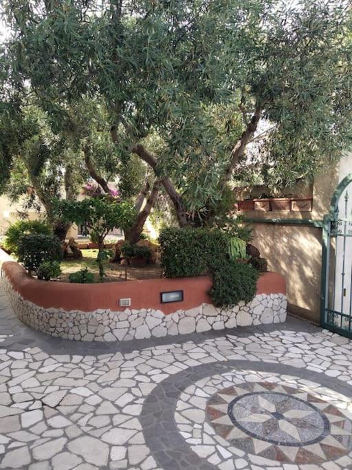 Gollai House Apartment Orosei Exterior photo
